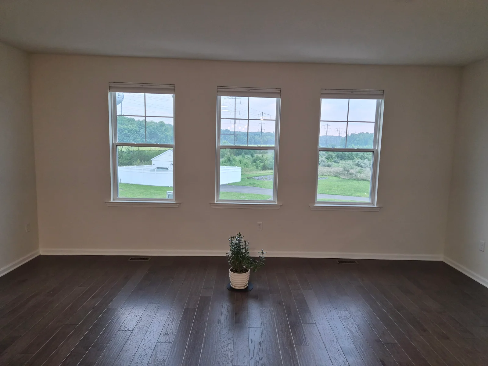 After — Townhouse Make-Ready for Sale, photo 7